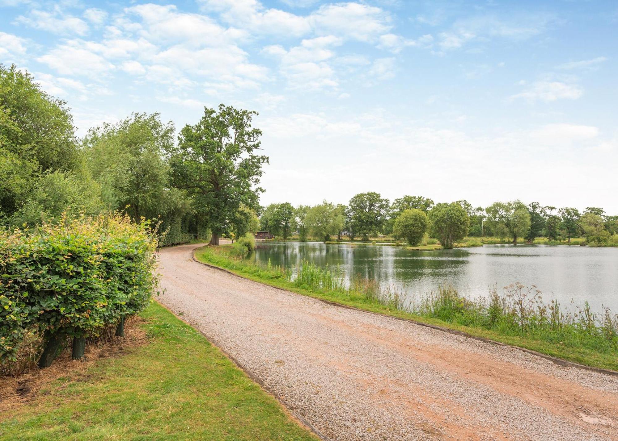 Wigmore Lakes Lodges Cardeston Exterior photo